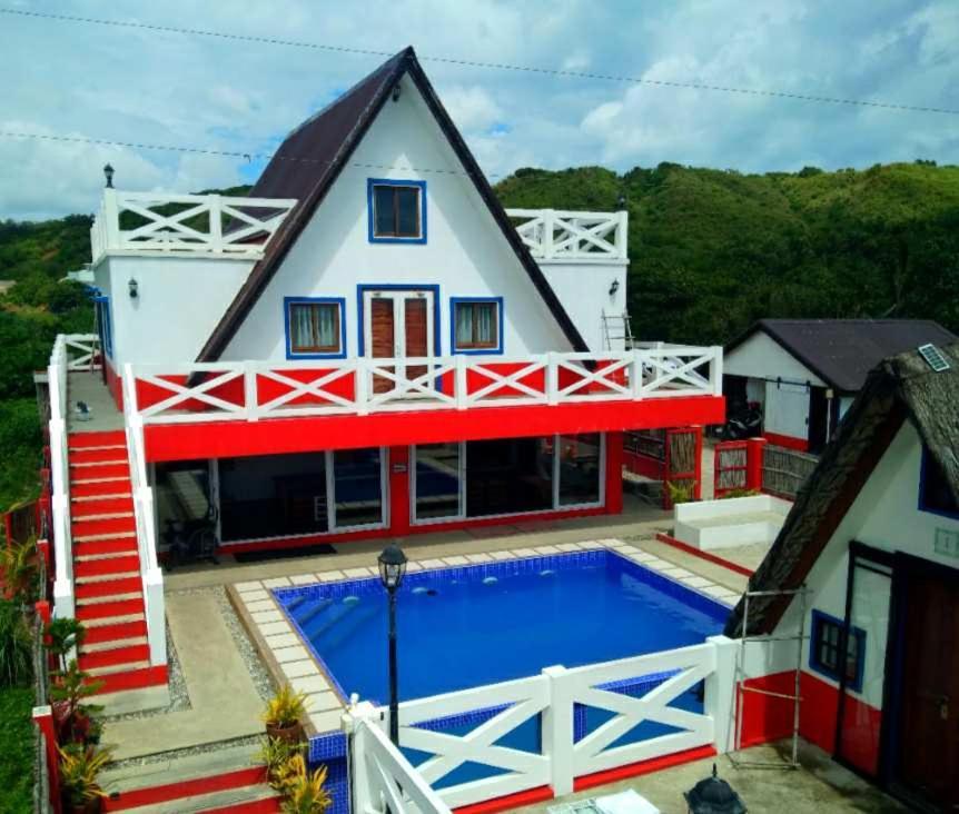 Triangle Huts Hotel Pagudpud Exterior photo